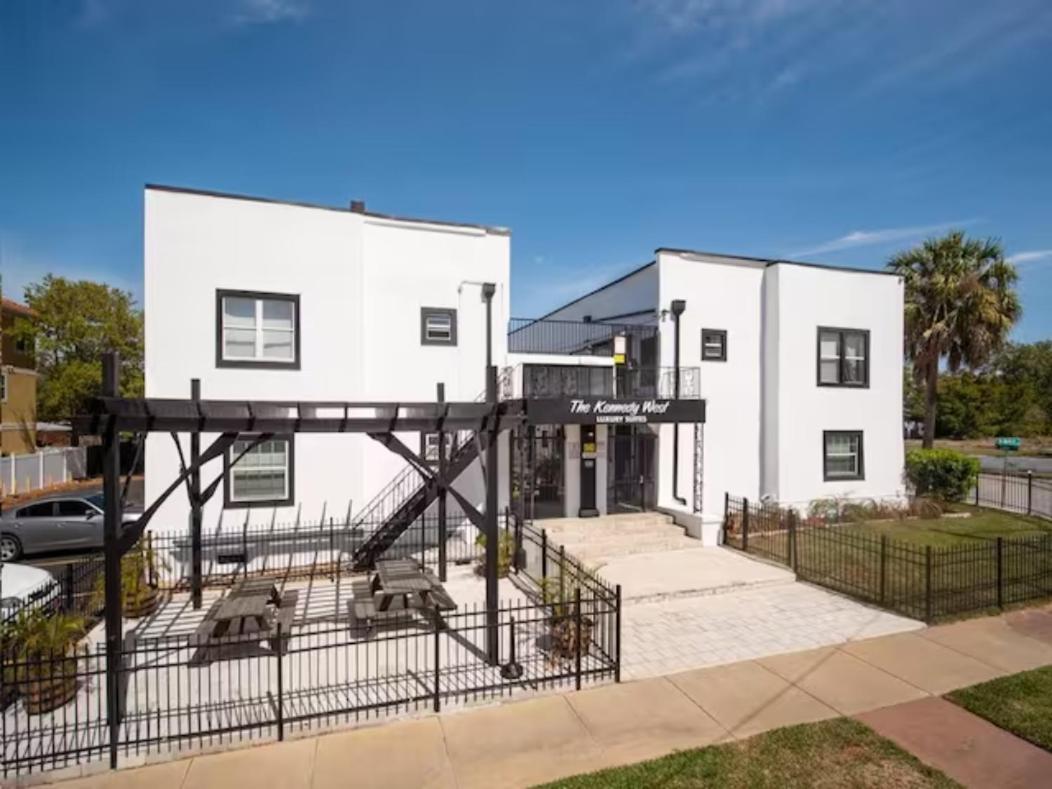 Modern Westshore Tampa Exterior foto